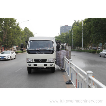 Road guardrail cleaning machine